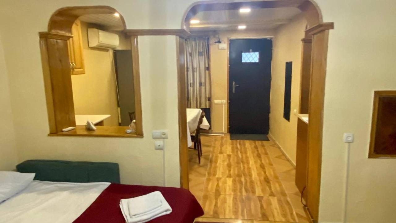 Mari Apartment ティビリシ エクステリア 写真